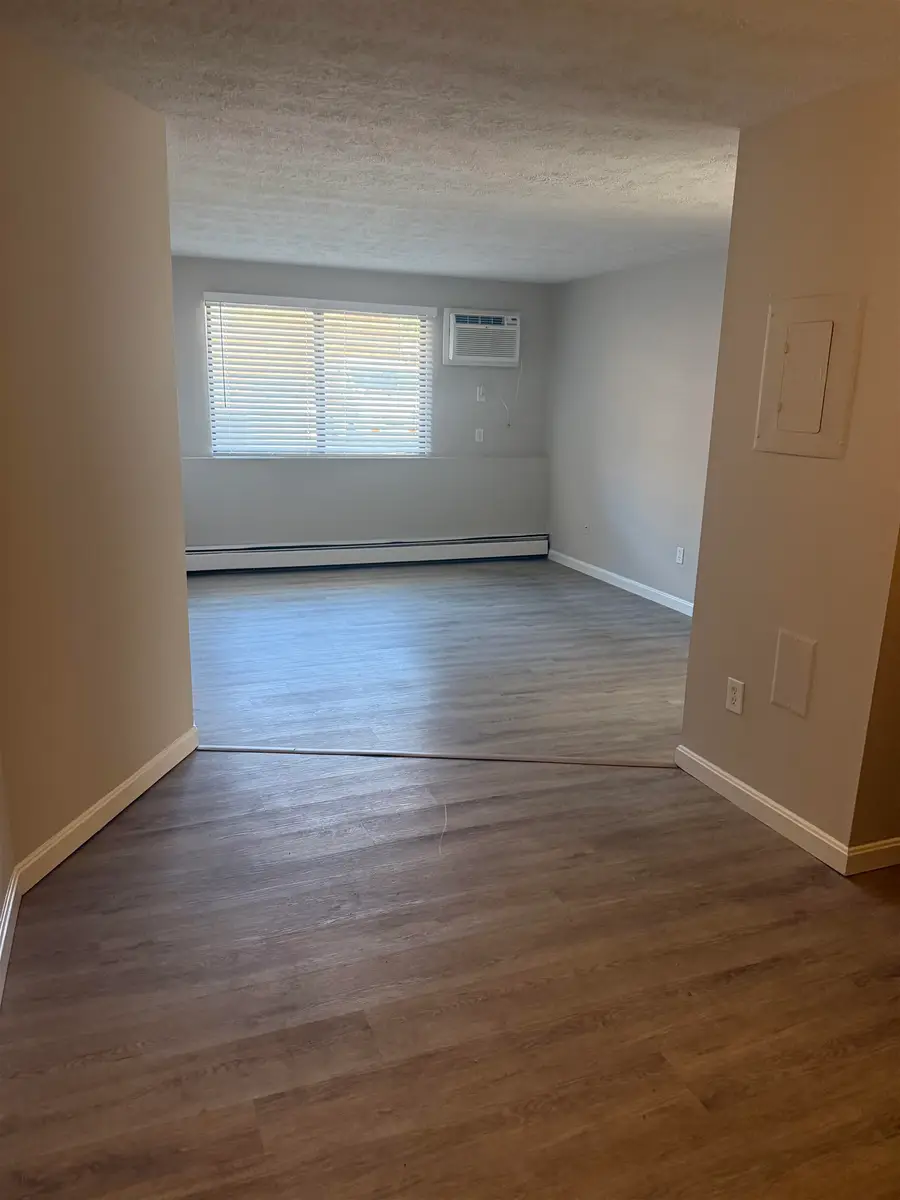 45 Log Street #1H, Manchester, NH 03102 - #3