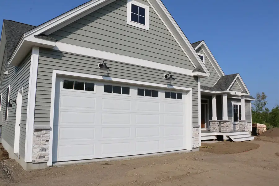 431 Blane Circle #08, Pembroke, NH 03275 - #2