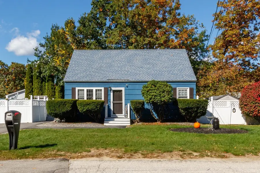 4 Blackstone Street, Hudson, NH 03051 - #2