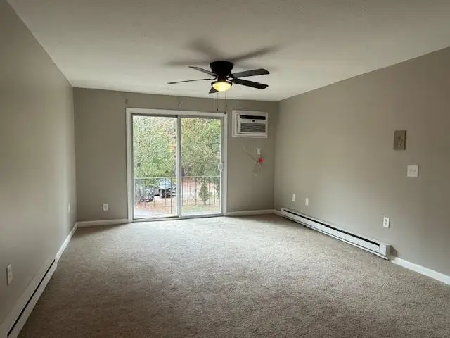 1 Charleston Avenue #19, Londonderry, NH 03053 - #3