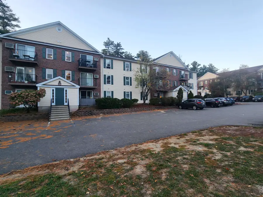 17 Kimberly Drive #12, Merrimack, NH 03054 - #2
