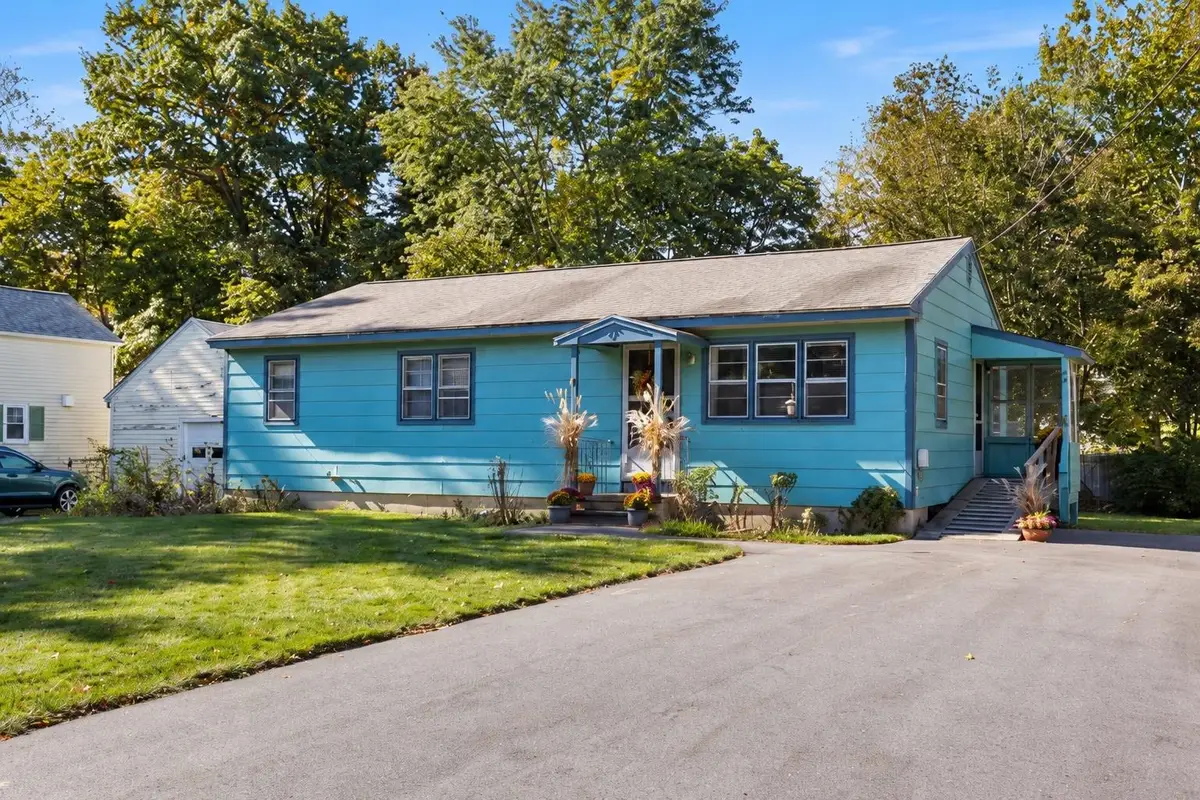 8A Wentworth Street, Exeter, NH 03833 - #1
