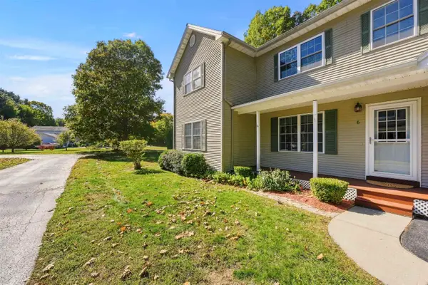 6 Donald Drive, Milton, VT 05468