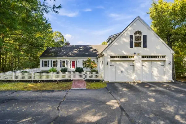 36 Colonel Daniels Drive, Bedford, NH 03110
