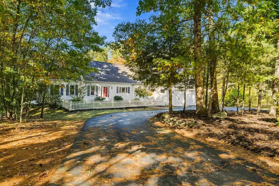 36 Colonel Daniels Drive, Bedford, NH 03110 - #3