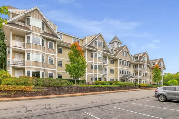 4 Sterling Hill Lane #423, Exeter, NH 03833