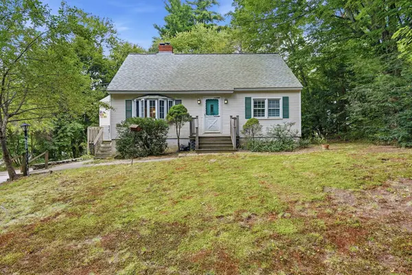 69 College Road, Goffstown, NH 03045