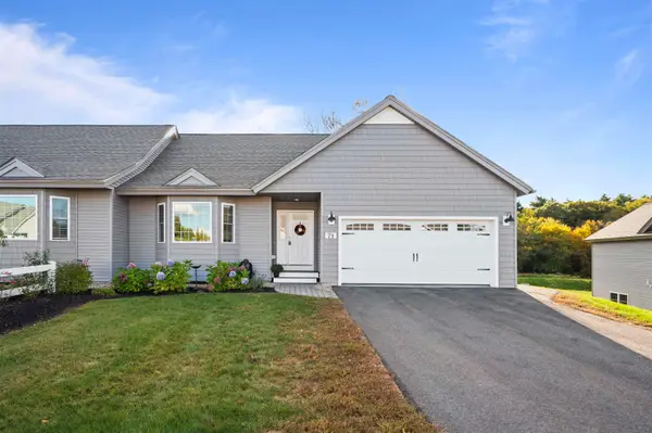 7 Cardinal Lane #B, Epping, NH 03042