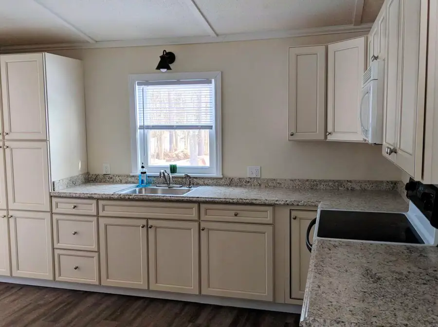 131 Epping Road, Exeter, NH 03833 - #3