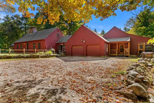 392 Dennison Pond Road, Francestown, NH 03043
