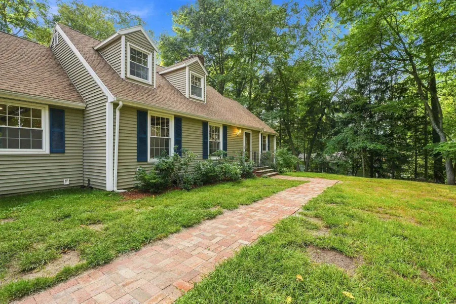 23 Bradford Street, North Andover, MA 01835 - #3