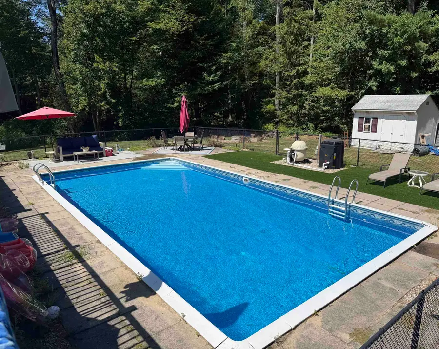 96 Meadowcrest Drive, Bedford, NH 03110 - #2