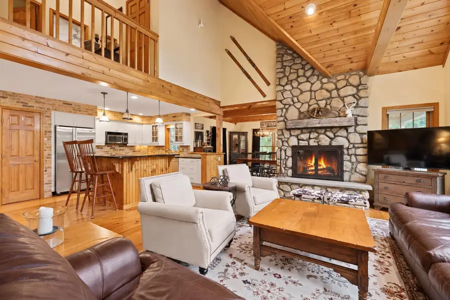 33 Old Ridge Road, Winhall, VT 05340 - #2