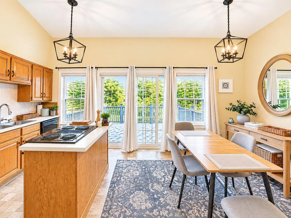 121 Townhouse Way #20, Woodstock, VT 05091 - #1