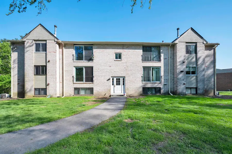3 Brookside Drive #6, Exeter, NH 03833 - #2