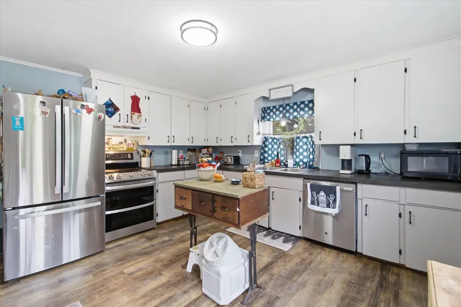 88 Dunbar Street, Manchester, NH 03103 - #3