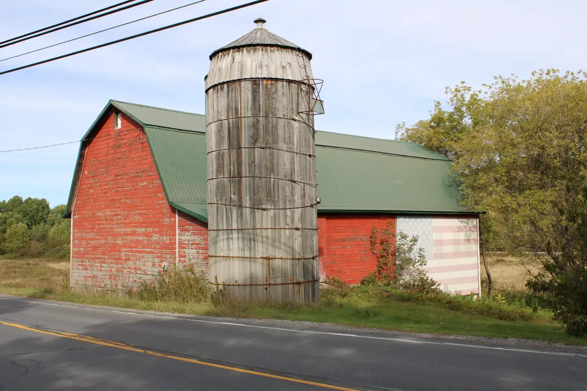 2674 US Route 7 S, Wallingford, VT 05773 - #1