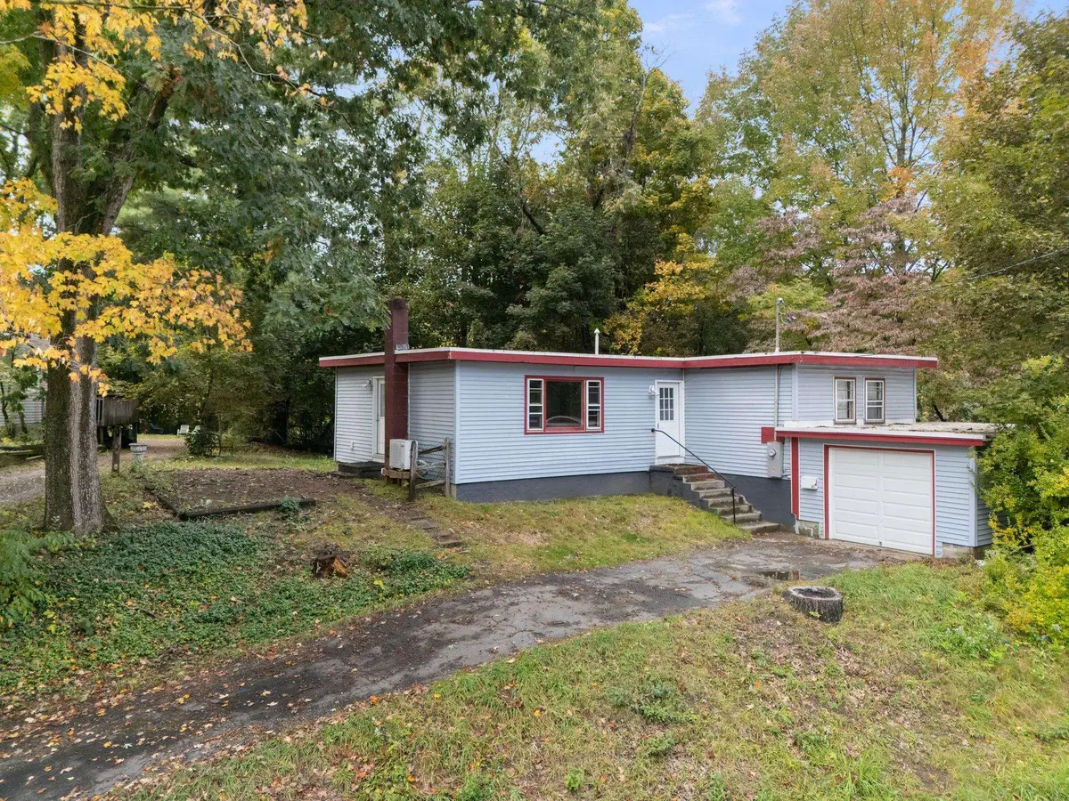 43 Winter Street, Brattleboro, VT 05301 - #1
