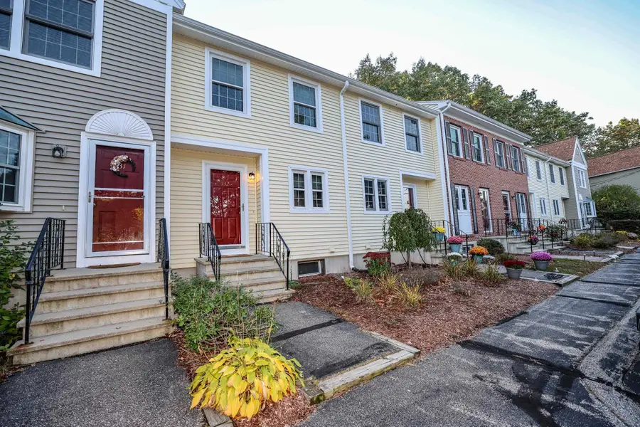 132 Fox Hollow Way, Manchester, NH 03104 - #2