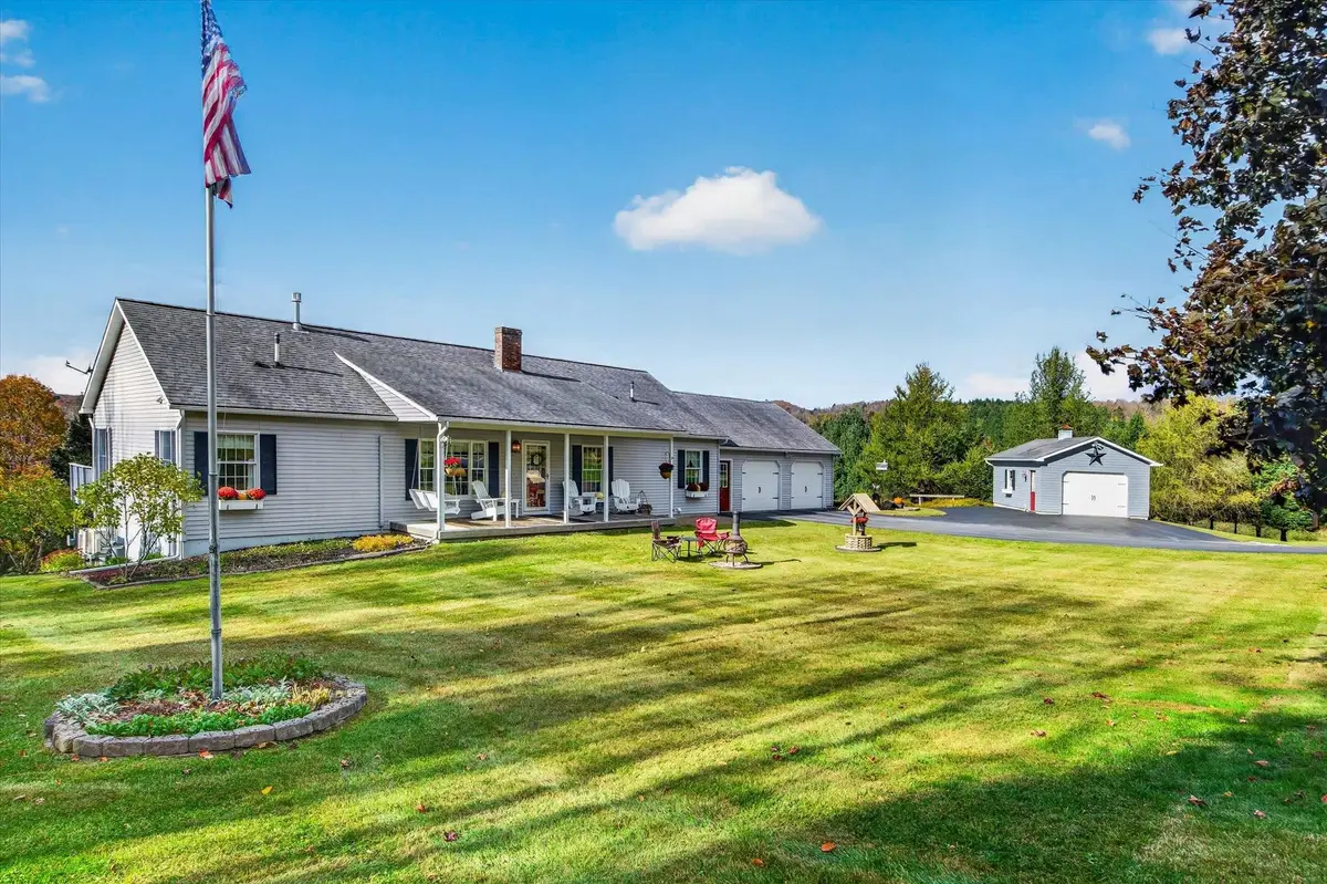 98 Country View Lane, Saint Johnsbury, VT 05819 - #1