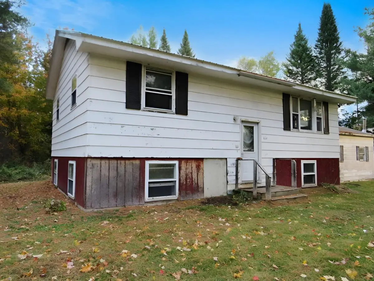 664 River Road, Lunenburg, VT 05906 - #1