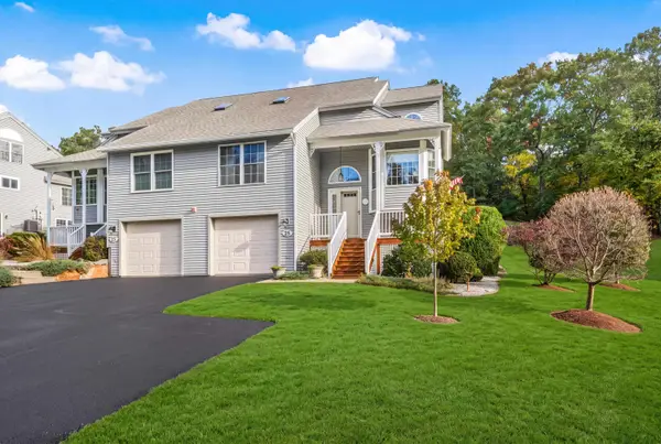 25 Centerview Road, Atkinson, NH 03811