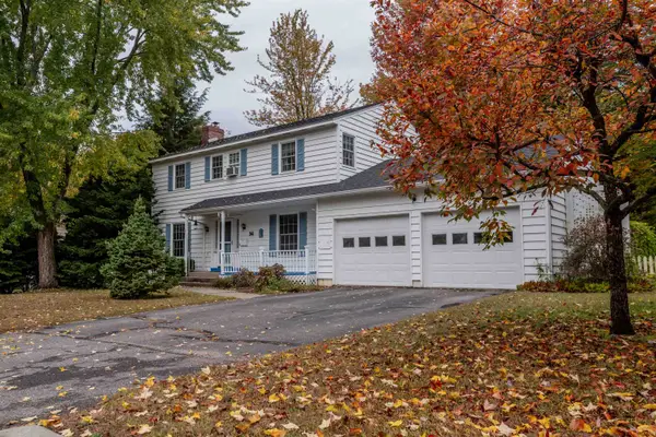34 Imperial Drive, South Burlington, VT 05403