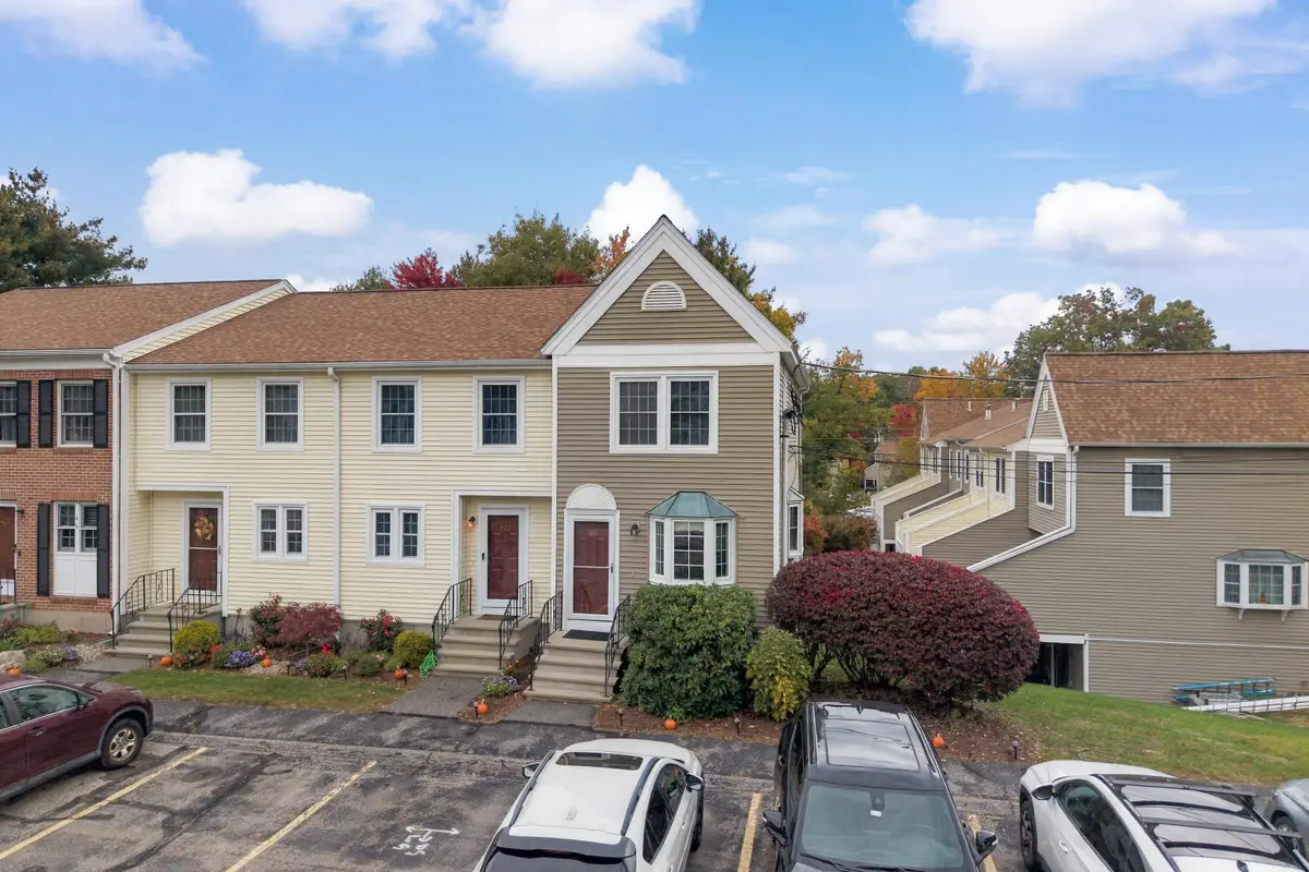 328 Fox Hollow Way, Manchester, NH 03104 - #1