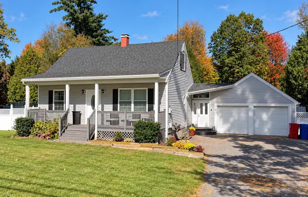 1169 Bay Road, Colchester, VT 05446