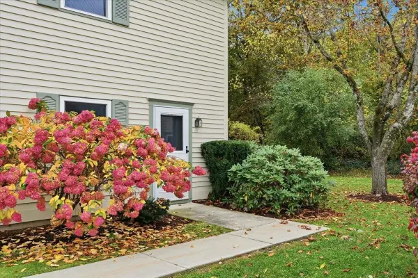 37 Densmore Drive, Essex Junction, VT 05452