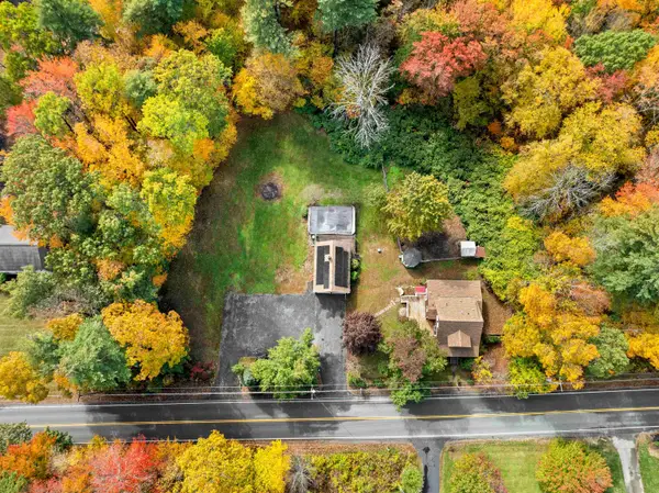 14 Hunt Road, Kingston, NH 03848