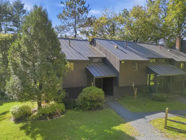 1299 Quechee Main Street, Hartford, VT 05059