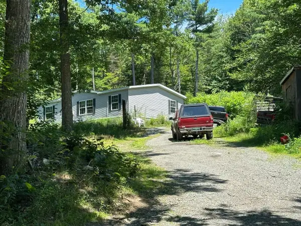 115 Valley Cemetery Road, Athens, VT 05143