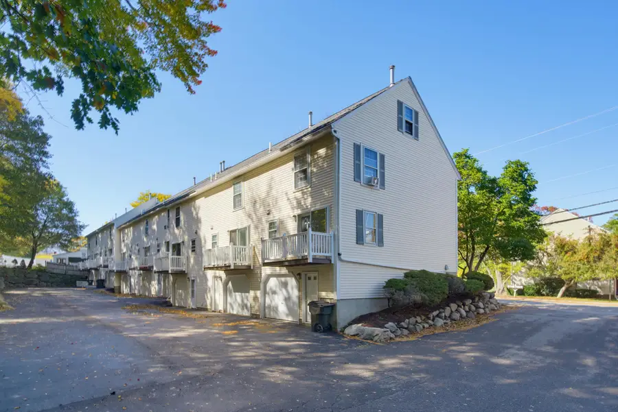 45 Beech Hill Avenue, Manchester, NH 03103 - #2