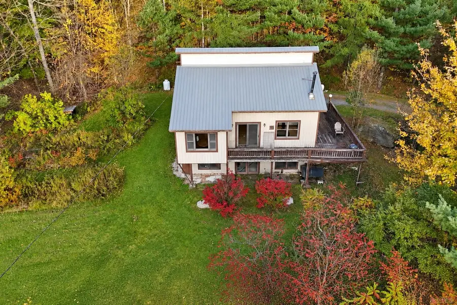 590 North Main Street, Montgomery, VT 05471 - #3