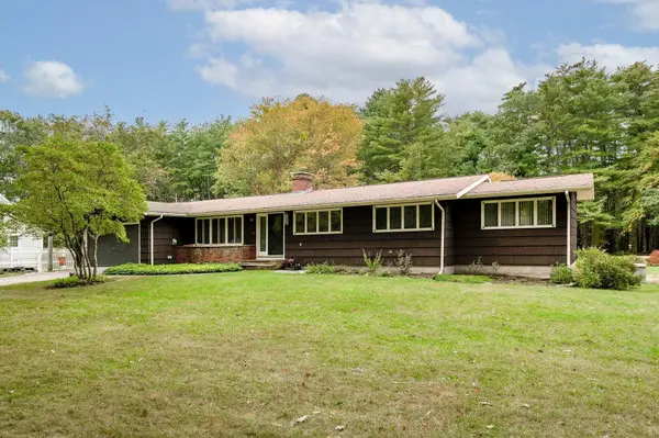 106 Woodland Road, North Hampton, NH 03862