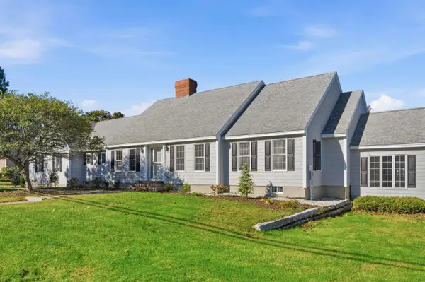 24 Locke Road, Hampton, NH 03842