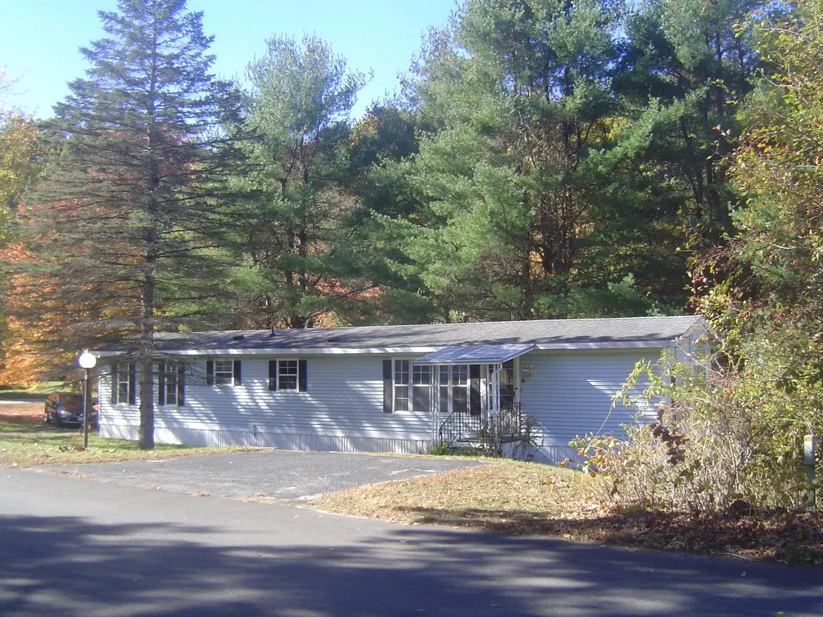 4 Kyle Avenue, Hooksett, NH 03106 - #1