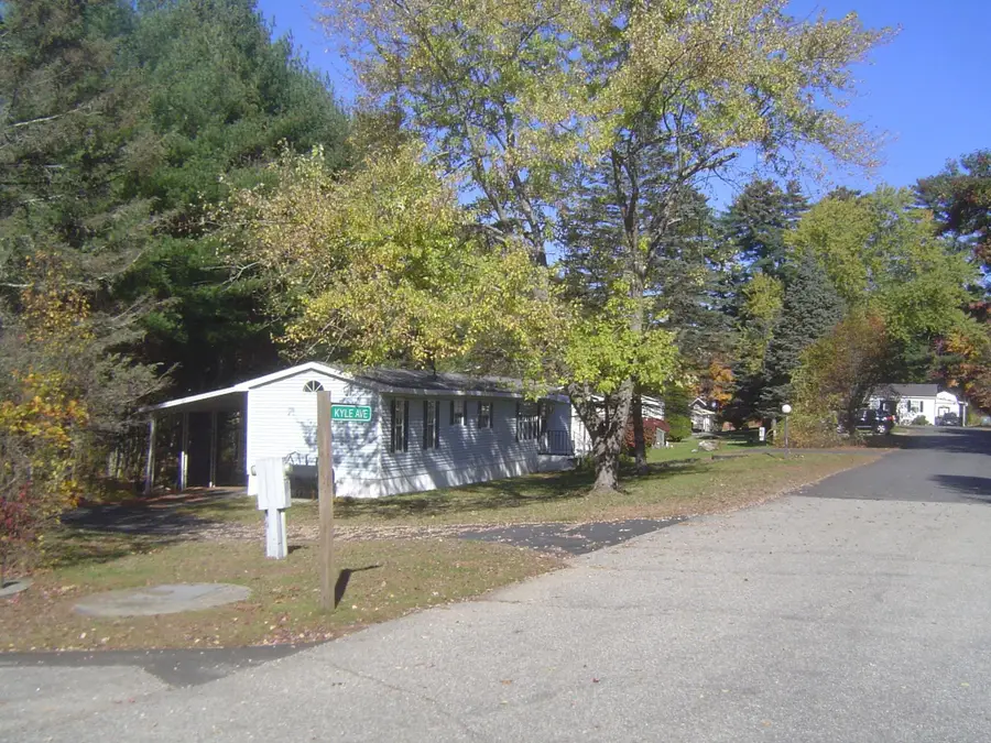4 Kyle Avenue, Hooksett, NH 03106 - #2