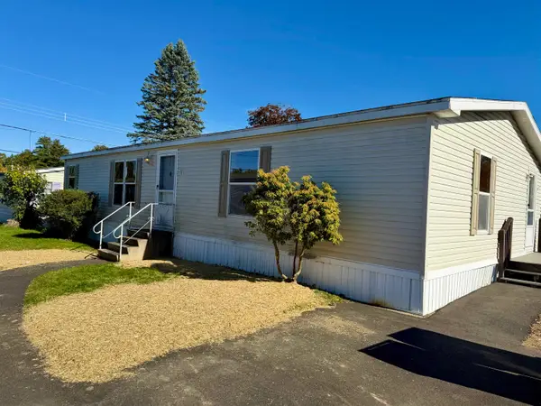 30 Kendall Pond Road #23, Derry, NH 03038