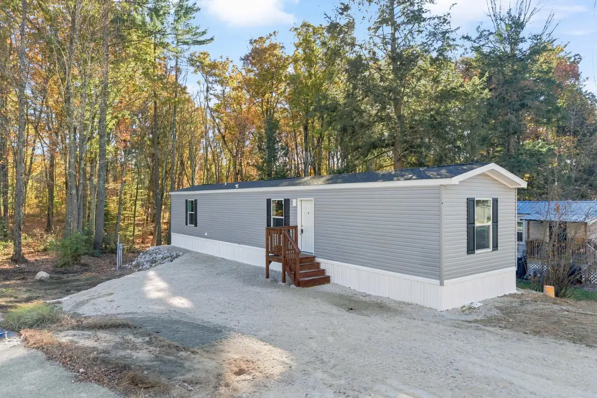 7 Monroe Avenue, Allenstown, NH 03275 - #1