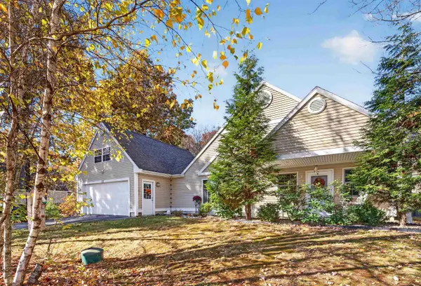 15 Memory Lane, Loudon, NH 03307