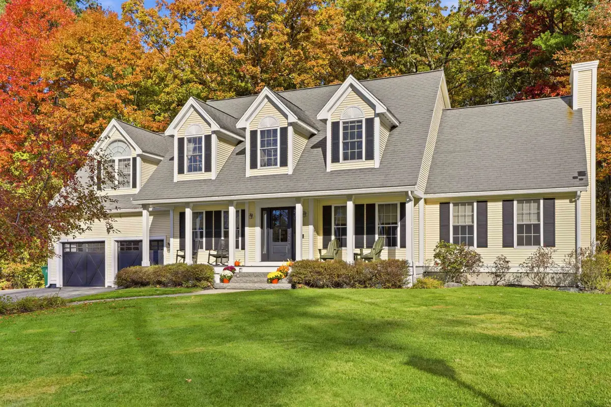 19 Autumn Glen Circle, Nashua, NH 03062 - #1