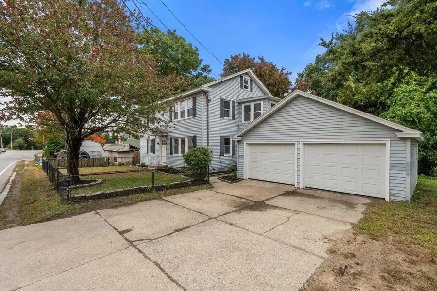 8 Blue Hill Avenue, Nashua, NH 03064 - #2