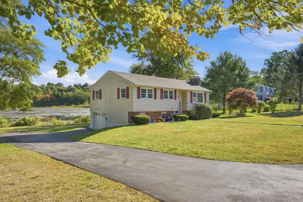3 Martha Drive, Derry, NH 03038