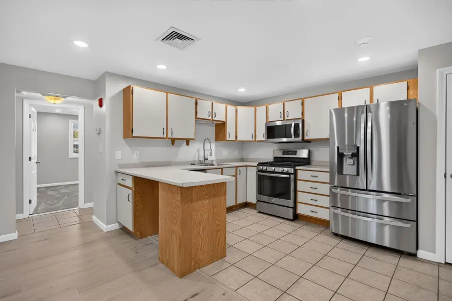 4 Roedean Drive #308, Nashua, NH 03063 - #2