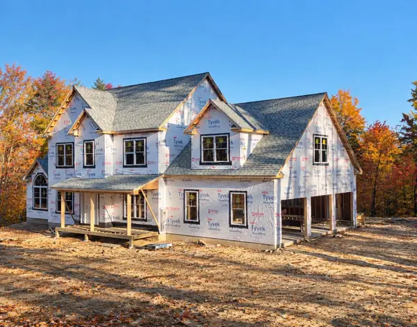 841 Cross Country Road, Pembroke, NH 03275