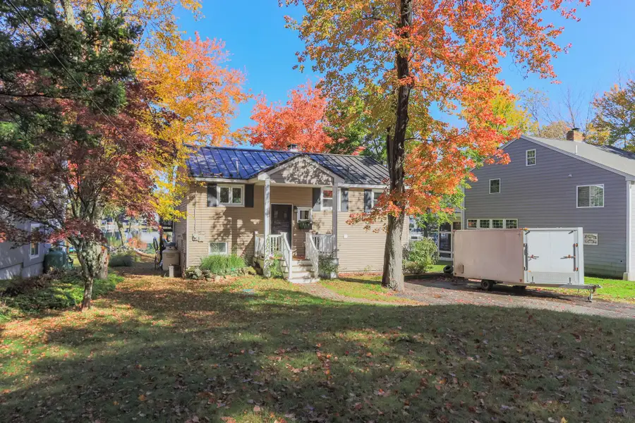 45 Escumbuit Road, Derry, NH 03038 - #3