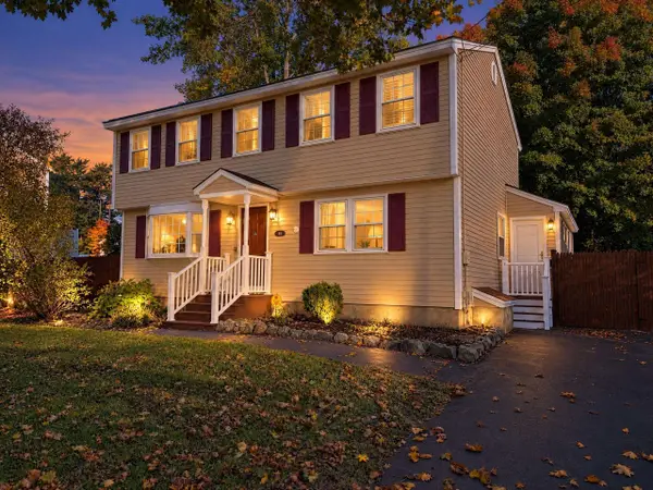 92 Nottingham Drive, Nashua, NH 03062