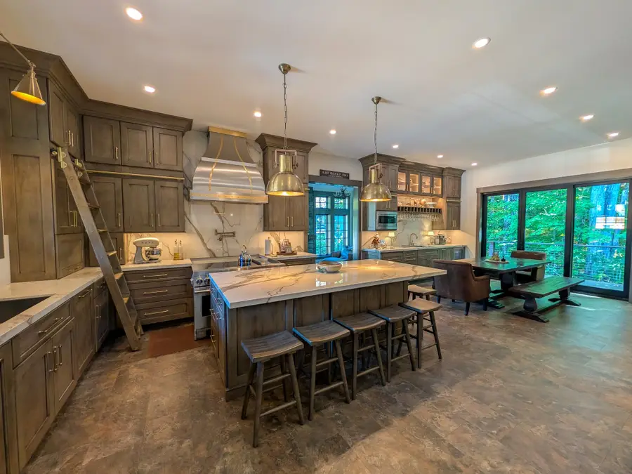 231 South Peak Road, Lincoln, NH 03251 - #3